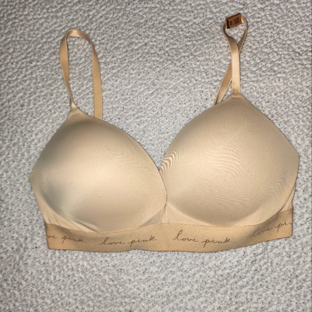 Victoria Secret Pink Wireless Nude Bra NWT - Picture 1 of 4